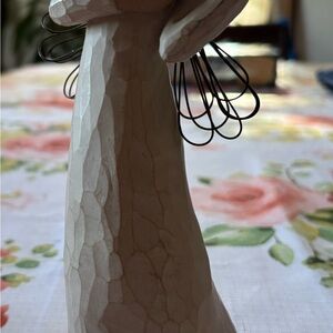 Willow Tree Angel of the Heart sculpture